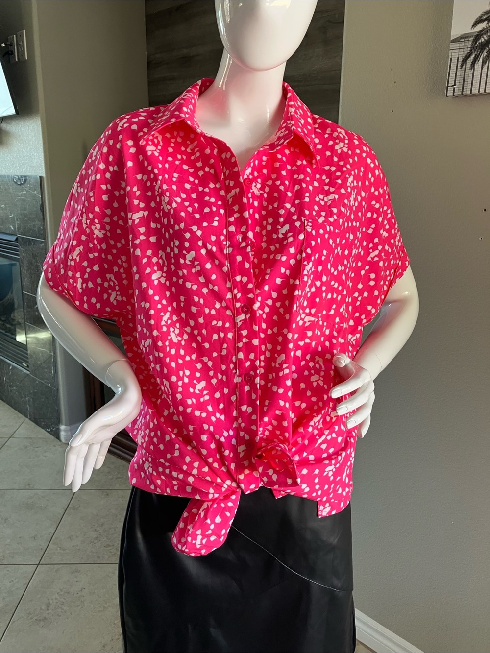 Bright Pink Short-Sleeve Top with White Abstract Dot Print XXL